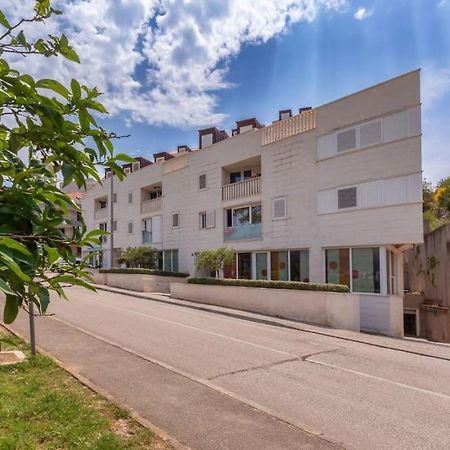 Stylish Two Bedroom Apartment&Garage Parking Place Dubrovnik Bagian luar foto
